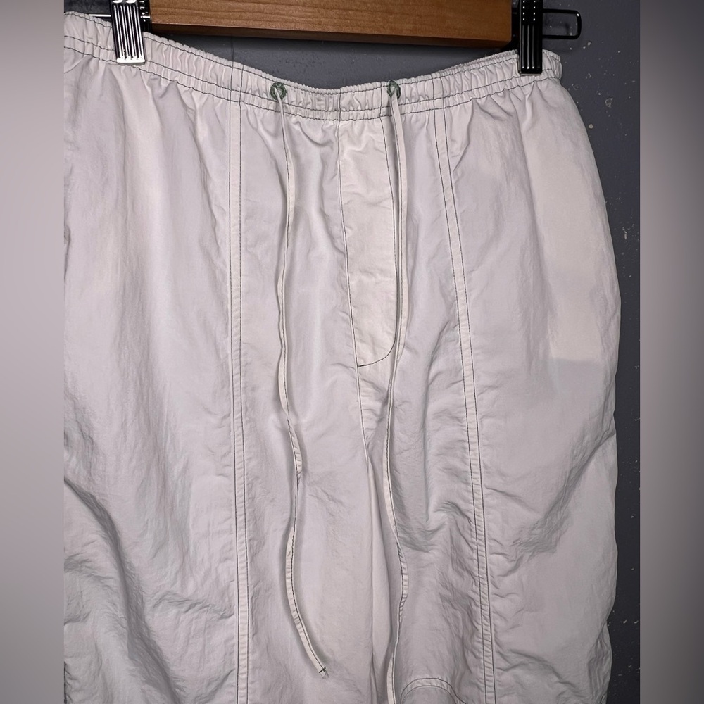 Zara White Parachute Pants with Green Stitching (XS) - Picture 4 of 8